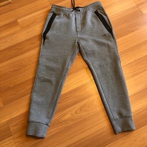 American Eagle men’s joggers size medium